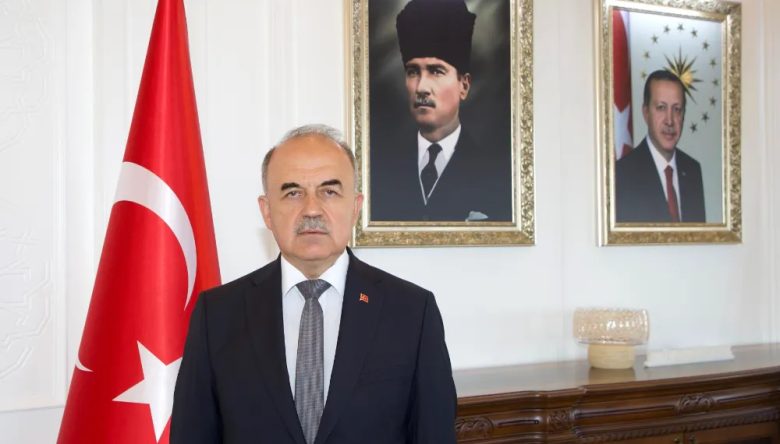 “KADINLARIMIZA SUNULAN FIRSATLAR TOPLUMU GÜÇLENDİRİR”