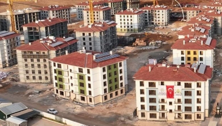 YAPI RUHSATLARINDA DİKKAT ÇEKEN ARTIŞ