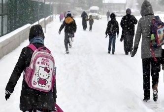 AKKUŞ’TA OKULLARA BİR GÜN ARA