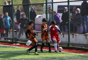 FUTBOL GRUP MÜSABAKALARI BAŞLIYOR