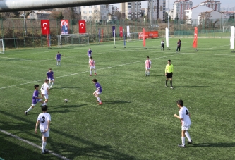 GENÇ YETENEKLER BAYRAMLARI İÇİN SAHADA