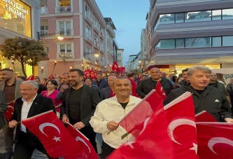 GENÇLİK YÜRÜYÜŞÜNE YOĞUN KATILIM