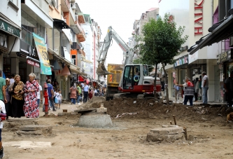 İSMETPAŞA’DA ÇALIŞMALAR SÜRÜYOR