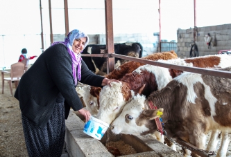 KIZILAY’DAN ÇİFTÇİLERE DESTEK