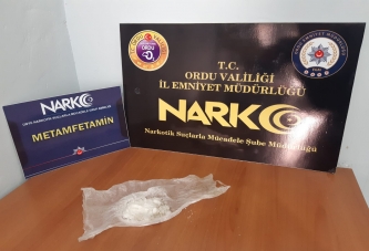 NARKOTİK GÖZ AÇTIRMIYOR