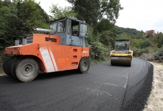 SICAK ASFALT SEFERBERLİĞİ SÜRÜYOR