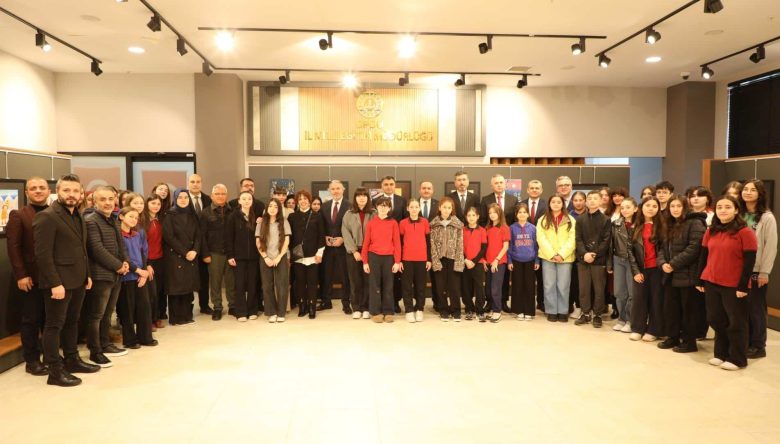 KIŞ, ÖĞRENCİLERİN FIRÇASINDA HAYAT BULDU