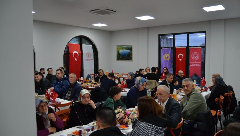 RAMAZAN’IN İLK İFTARI ŞEHİT AİLELERİ VE GAZİLERLE YAPILDI   