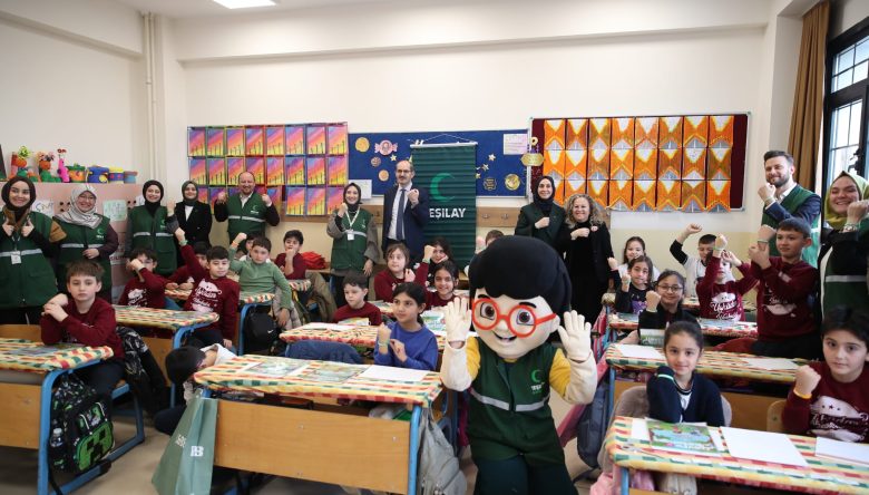 DERS ZİLİ BAĞIMSIZ BİR GELECEK İÇİN ÇALDI   