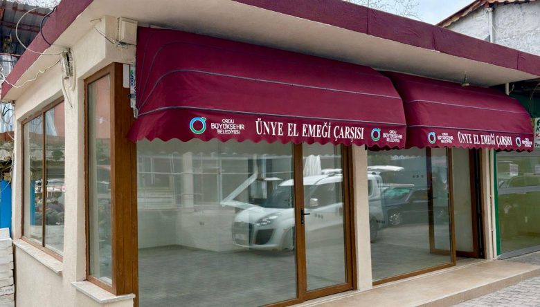 ÜNYE EL EMEĞİ ÇARŞISI YENİLENDİ