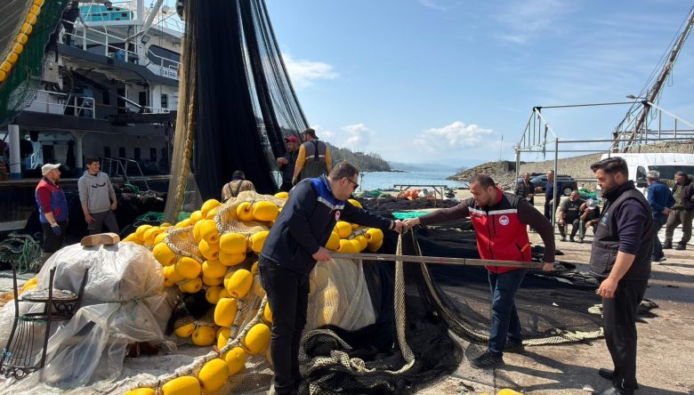 YALIKÖY VE MEDRESEÖNÜ’NDE AĞLAR DENETLENDİ