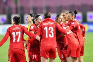 KADIN FUTBOL TAKIMI YÜKSELİŞTE