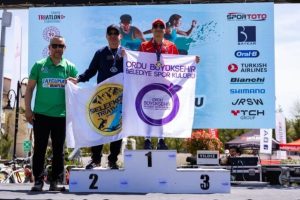 YUSUF EFE GÜNDÜZ ZİRVEDE