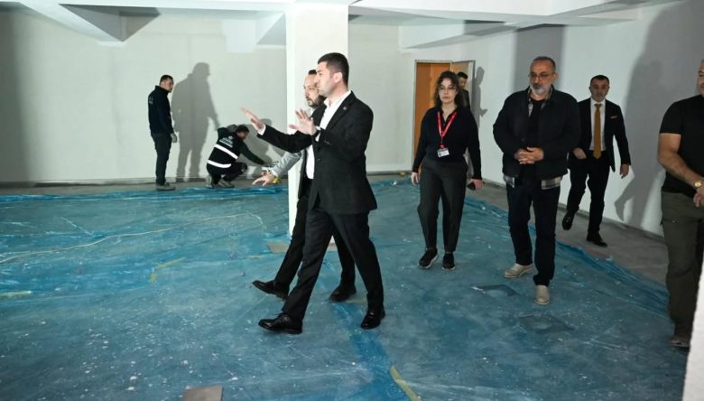 ALTINORDU BELEDİYESİ’NDE KAT ENGELİ KALKIYOR