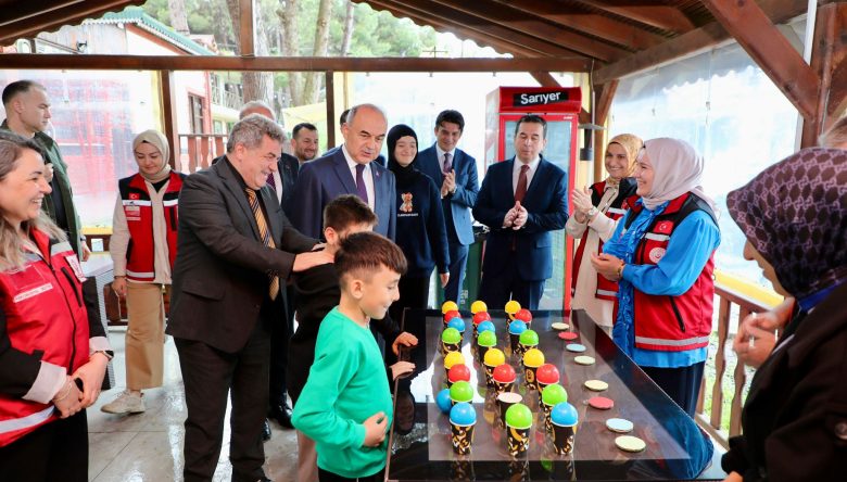 VALİ EROL, DİJİTAL DETOKS KAMPI’NI ZİYARET ETTİ