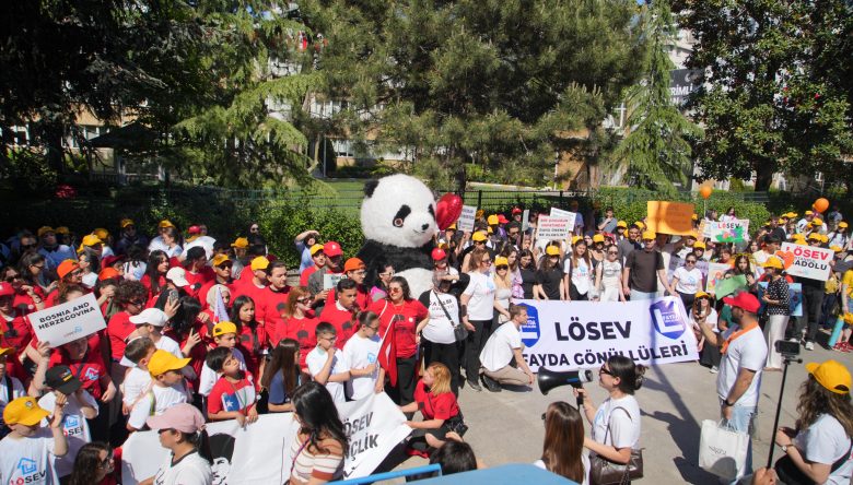 LÖSEMİYİ YENEN ÇOCUKLAR TÜRKİYE’DE BULUŞTU