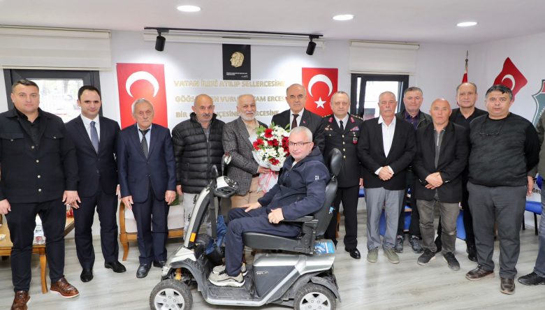 VALİ EROL, ŞEHİT AİLELERİMİZİN BAYRAMINI KUTLADI