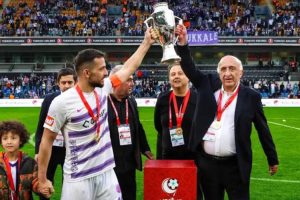    GEMİCİ İLE YOLLAR AYRILDI