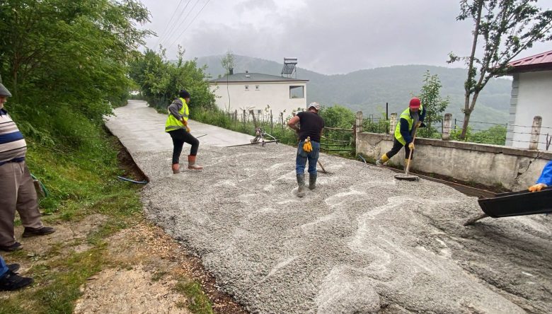 AYBASTI BELEDİYESİ YOL SEFERBERLİĞİNİ SÜRDÜRÜYOR