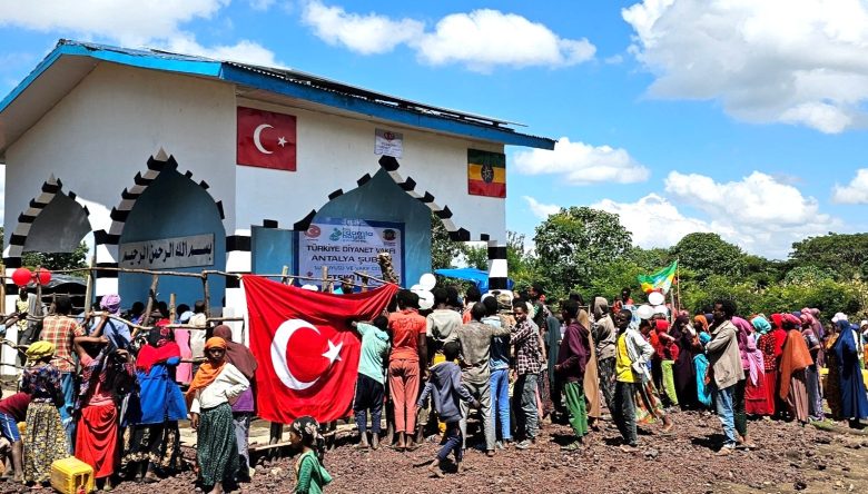 TDV'DEN 41 ÜLKEDE TEMİZ SU
