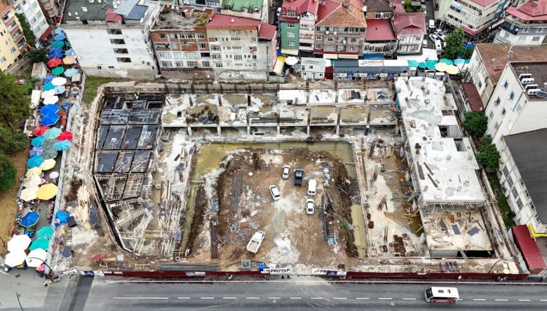 MİLLET DÜZÜ'NDE YÜZDE 50 TAMAM