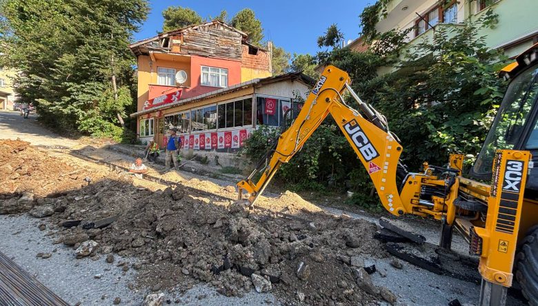 KUMRU'DA DOĞALGAZ AĞI GENİŞLİYOR