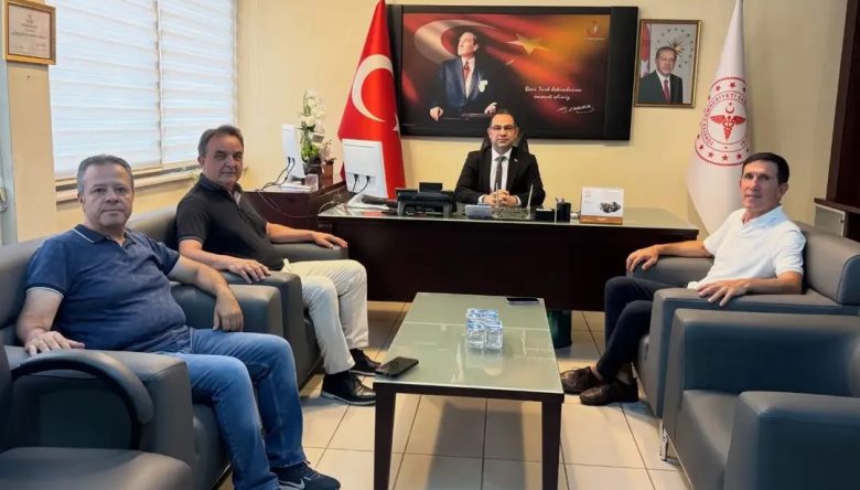 Ordu Anadolu Lisesinden Başhekim Op. Dr. Gürol Köroğlu’na Anlamlı Ziyaret