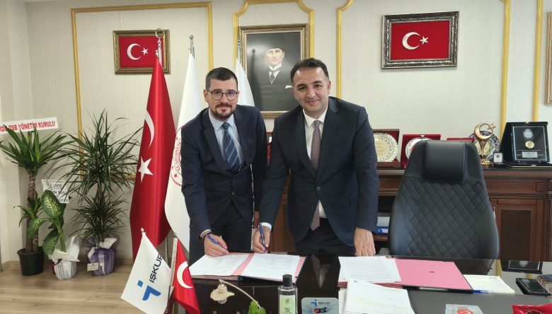 GENÇLERE ECZACILIKTA İSTİHDAM FIRSATI   